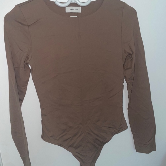 aritzia babaton contour crew long sleeve bodysuit (M) - Picture 1 of 3